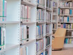 -广州市白云区图书馆