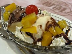 -玫瑰园西餐厅(新华大厦店)