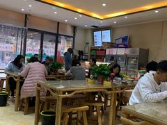 大堂-果渊斋老米家泡馍馆(学诚广场店)