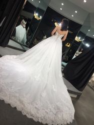 -艾米丽婚纱礼服