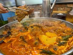 -喇喇排骨火锅·传统韩式脊骨汤(望京西园总店)