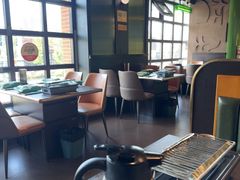 -曼听小寨海鲜烧烤·大连辣炒大王(盖州街店)