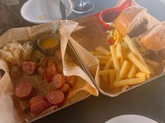 -麦落精酿啤酒餐吧(先农大院店)