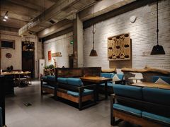 -苹果树下艺术餐厅(宋庄店)