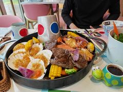 -水桶王国主题餐厅·聚会·生日派对·亲子活动·家庭套餐(亚龙湾希尔顿店)