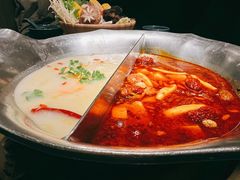 -湊湊火锅·茶憩(打浦桥日月光店)