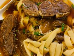-天下三绝 牛肉面/红酒