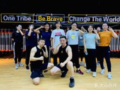 -鸿星健身俱乐部(广州大学商业中心店)