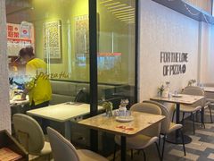 -必胜客(WOW中心城店)
