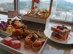 -广州中心皇冠假日酒店·汇点大堂吧