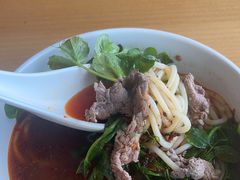 -三千粉牛肉米粉(来客茂店)