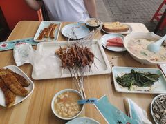 -杨家崴子碳缸烧烤(东三马路店)