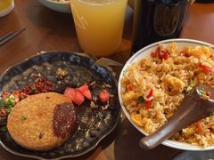 -包整·丝娃娃(一览甲秀楼风景店)