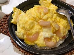 虾仁滑蛋煲仔饭-堂屋糖水店(愚园店)
