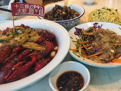 -阿胖龙虾小海鲜(宁国南路总店)