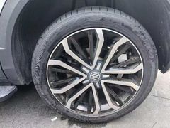 -倍耐力轮胎专卖店(碧云路店)