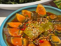 -老牌坊云南鱼豆花火锅(哈西万达店)
