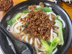 -丽虹云南过桥米线(兴工街店)
