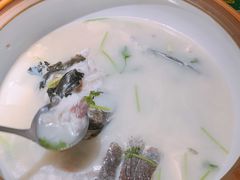 鱼头浓汤-秀水人家