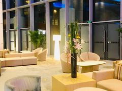 -上海浦东康桥绿地假日酒店
