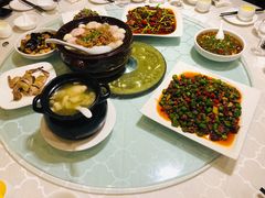 -琬苑鸽庄·川粤融合菜(解放碑总店)