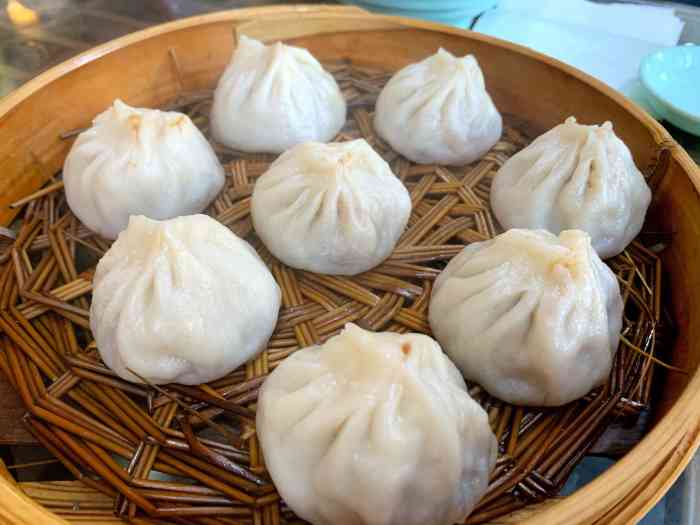 秦园小笼(梅园店)-"梅园风景区近期的梅花和郁金香盛开享花时,.