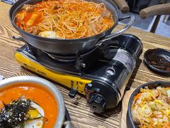 -吴草鸡爪오초닭발韩食堂(融恒盈嘉中心店)