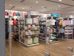-优衣库(上海虹口龙之梦店)