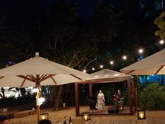 -三亚艾迪逊酒店·海滩烧烤 BARBACOA·现场乐队·浪漫晚餐·烧烤海鲜