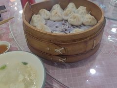 -颐缘居·南翔小笼馆