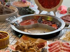 -山悦里 山野·鲜火锅(罗斯福广场店)
