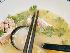 -蒙自源米线大王(信利城市广场店)