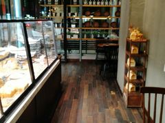面包甜点陈列柜-81bakery(关山路店)