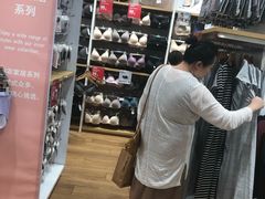 -优衣库(天津天河城店)