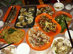 -覃记海鲜美食餐厅