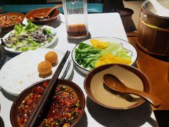 -贵府酸汤牛肉火锅·贵州老字号(飞山街店)