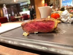 -恰餐厅及酒吧 CHAR Bar & Grill (北京丽都皇冠假日店)