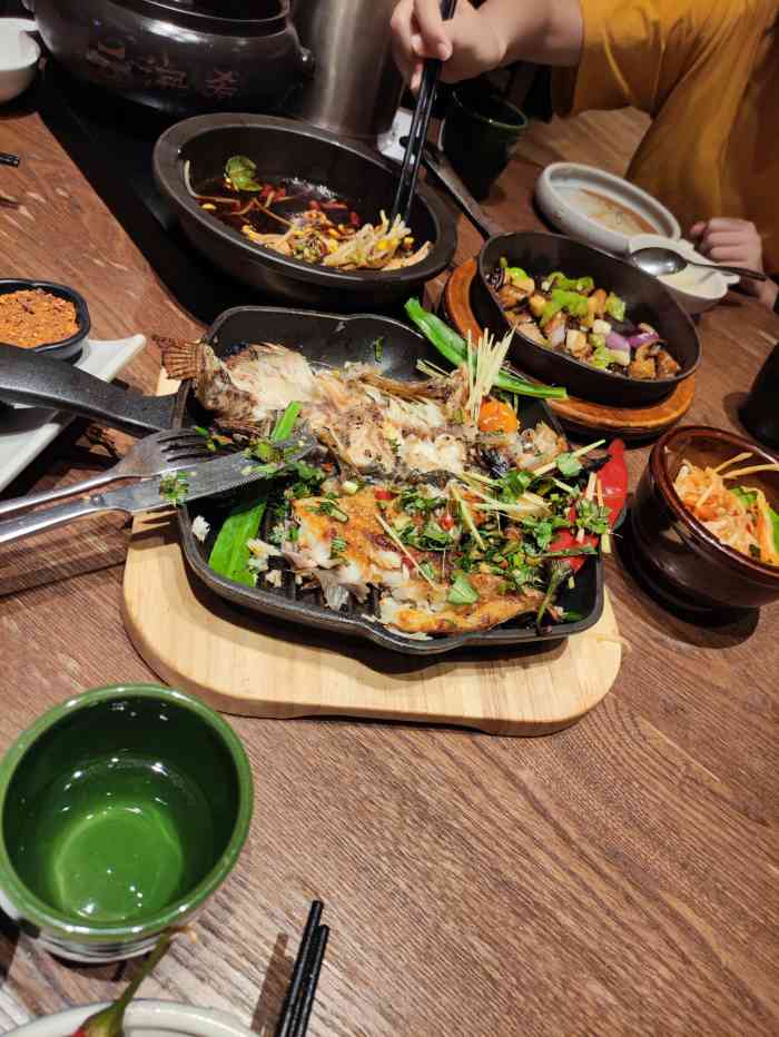 云海肴云南菜(领展购物广场 中关村店 )