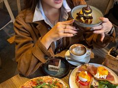 -Common Table · Brunch & Coffee