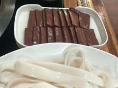 -三里屯土灶炖公鸡地锅鸡(江东店)