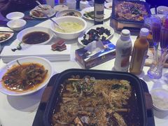 -巴特餐饮6加1音乐餐吧·新疆菜