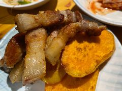 -唯成•韩国炭火烤肉 유성고기