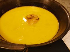 -鲜入围煮花胶鸡海鲜火锅