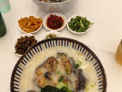 -鲜越鲜鱼粉(财富购物中心店)