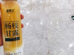 -御蝶坊生日蛋糕KNAC(创业店)