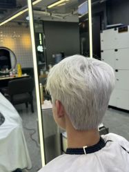 -藤野造型烫发染发