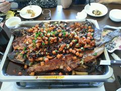 -鸣记脆皮烤鱼·海鲜烤鱼(三八广场店)