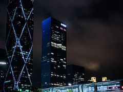 -深圳皇庭V酒店
