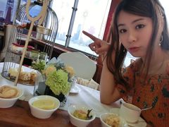 -黄浦江游览十六铺3号码头网红自助餐