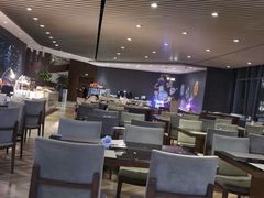 -筠咖啡西餐厅(上海国展宝龙丽筠酒店)